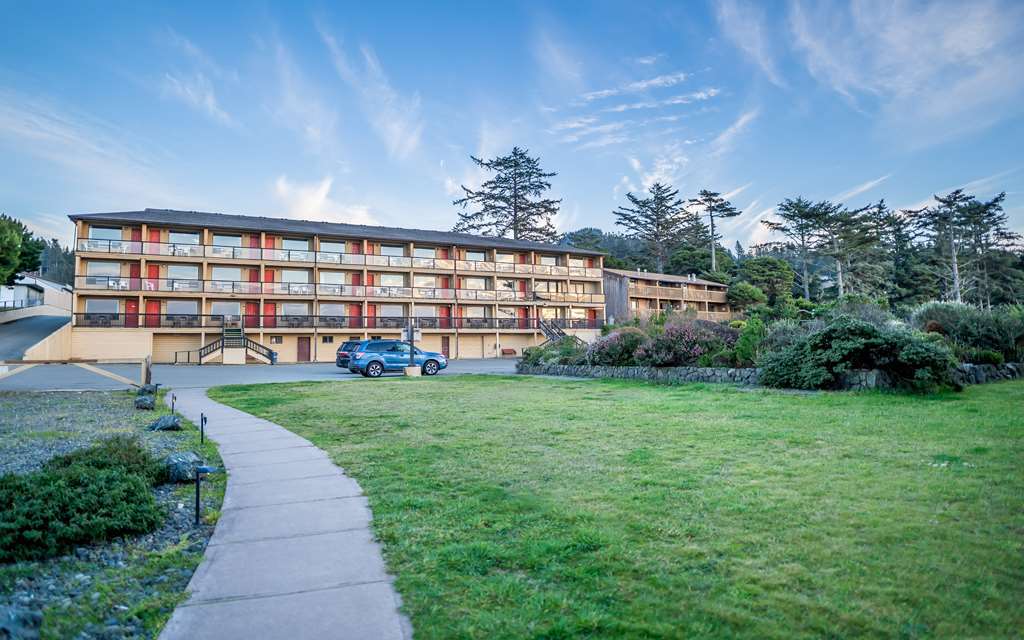 Gold Beach Inn Bagian luar foto
